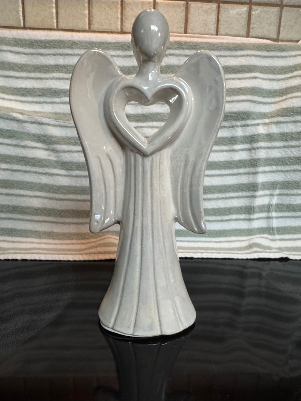 Source Unknown Pale Gray Ceramic Angel Figurine with Heart Mother of Pearl